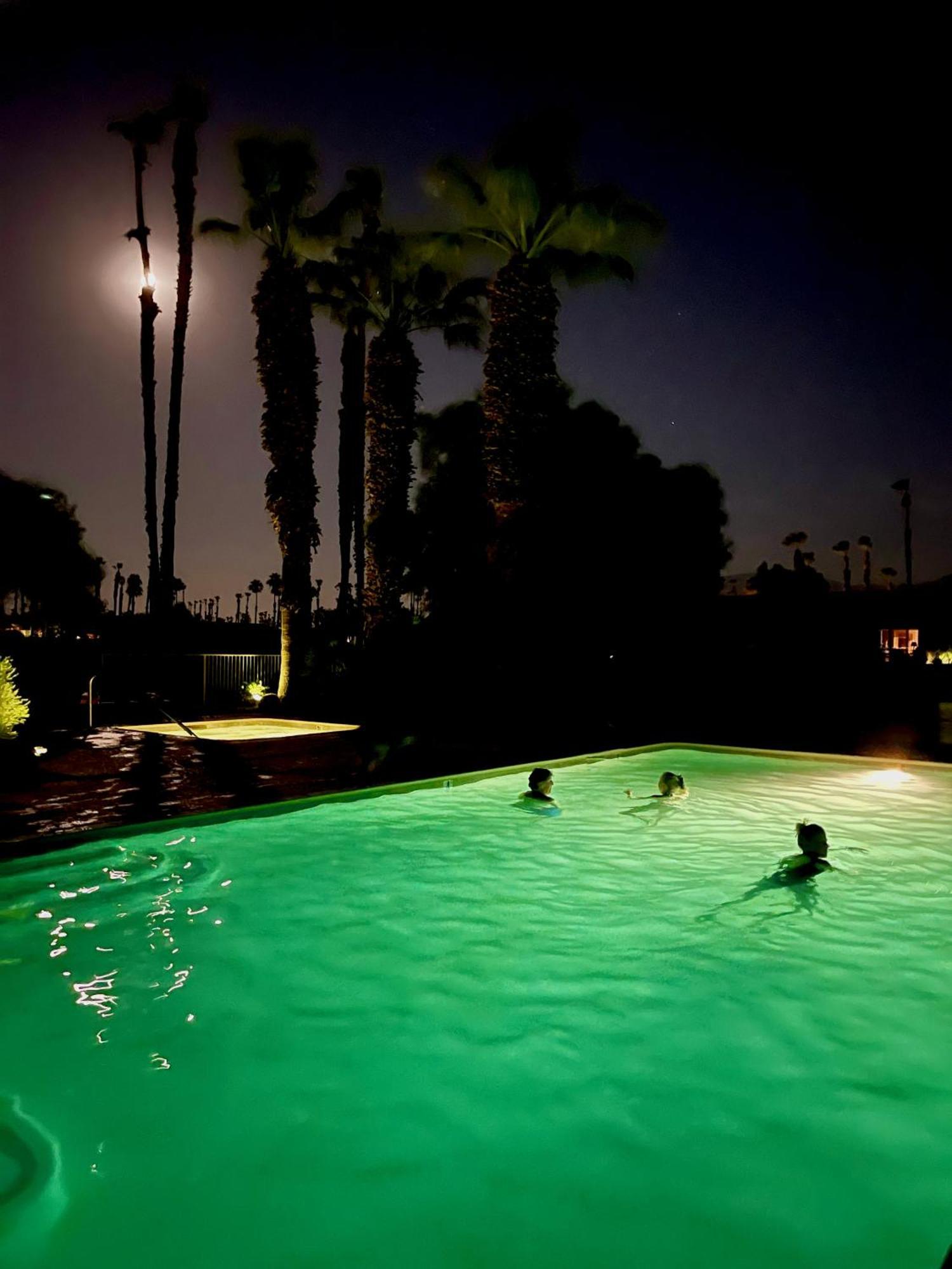 The View! Palm Desert Country Club Villa Экстерьер фото