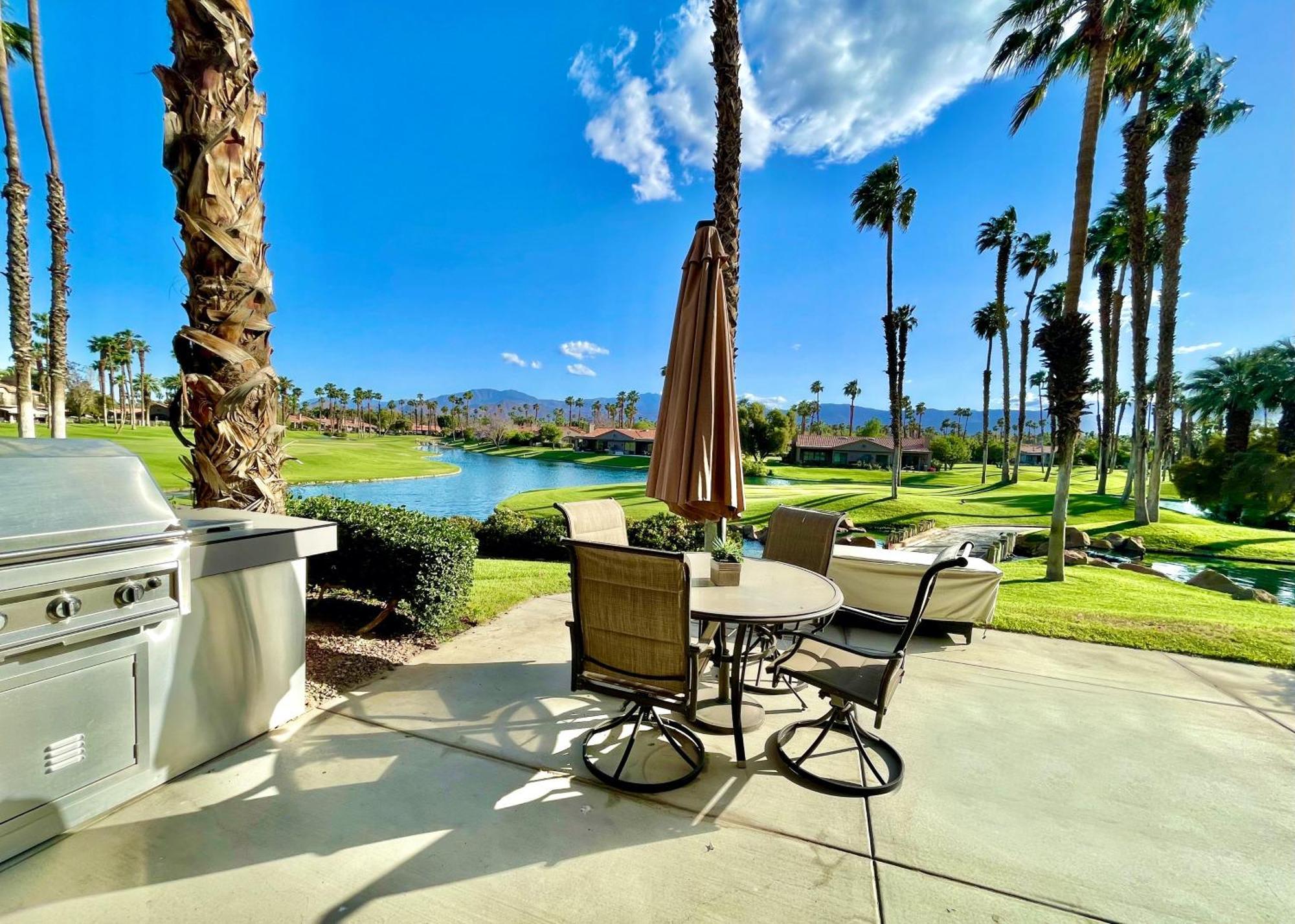 The View! Palm Desert Country Club Villa Экстерьер фото